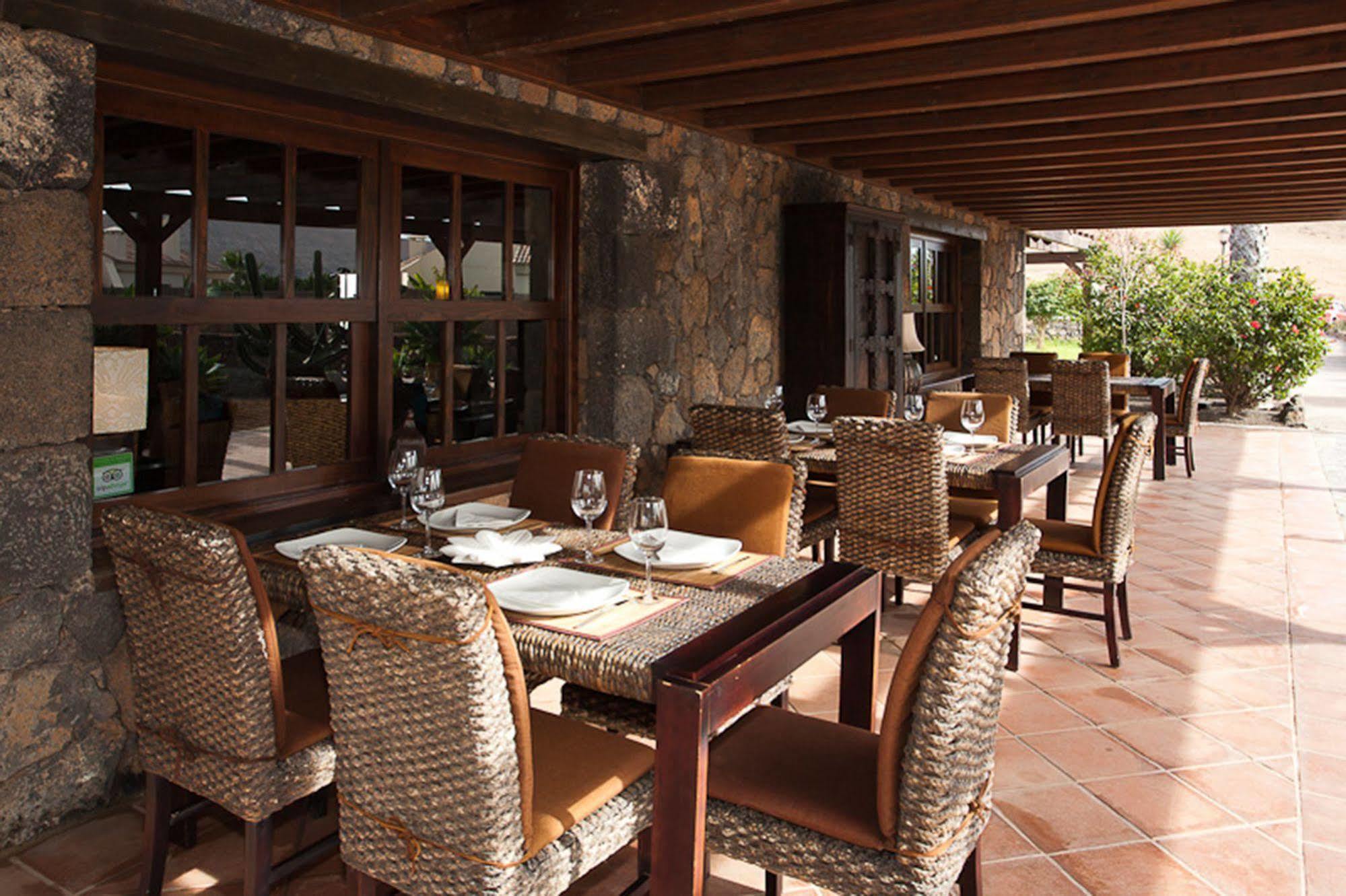 Villas Oasis Casa Vieja La Oliva Eksteriør bilde