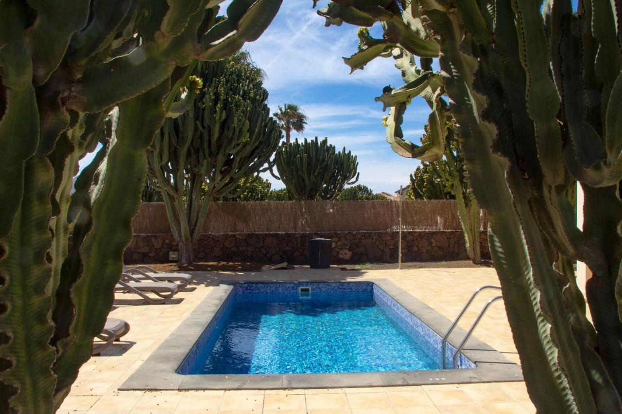 Villas Oasis Casa Vieja La Oliva Eksteriør bilde